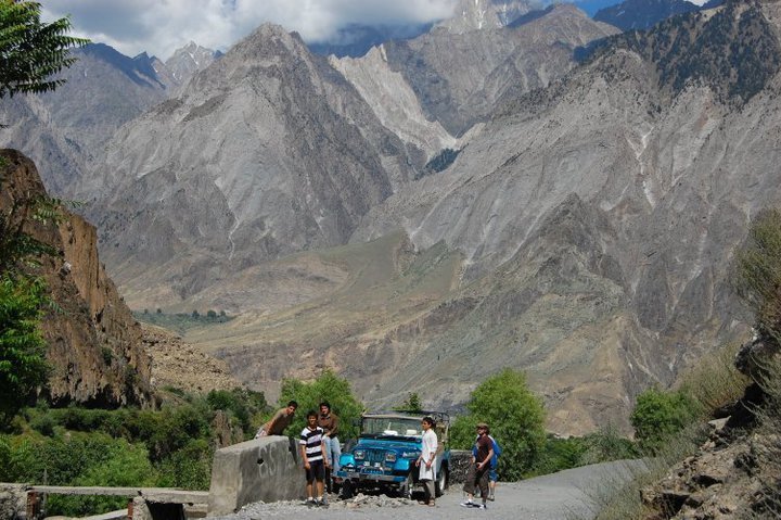 151084_1788548113720_64440_n