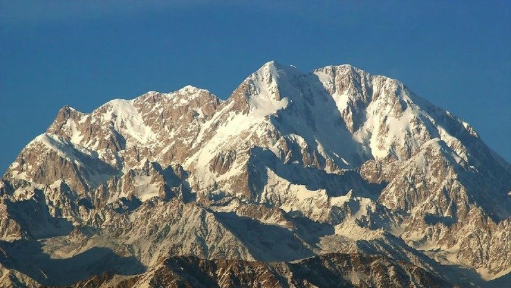 6144-tirich_mir1-739_416